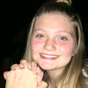 Meet your Posher, Hailey